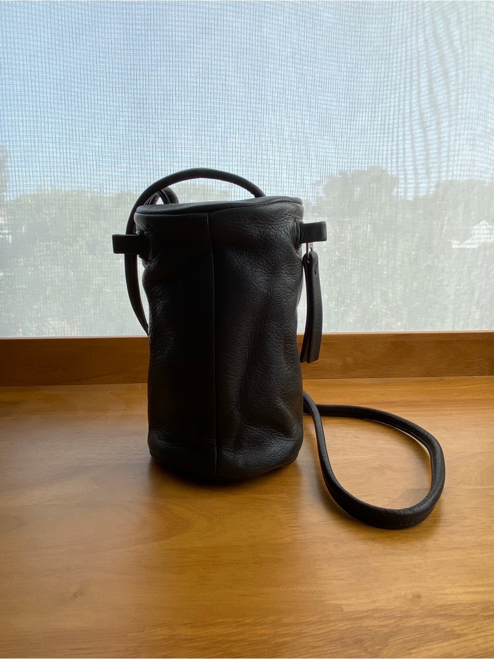 Baggu Lens Crossbody Bag - Black Leather - Picture 3 of 7